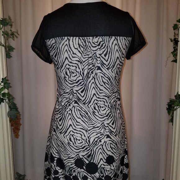 Black tan zebra print dress with a little bling L - Picture 4 of 4